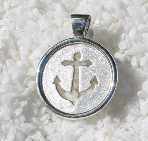 Anchor pendant