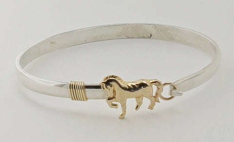 Horse hook bracelet